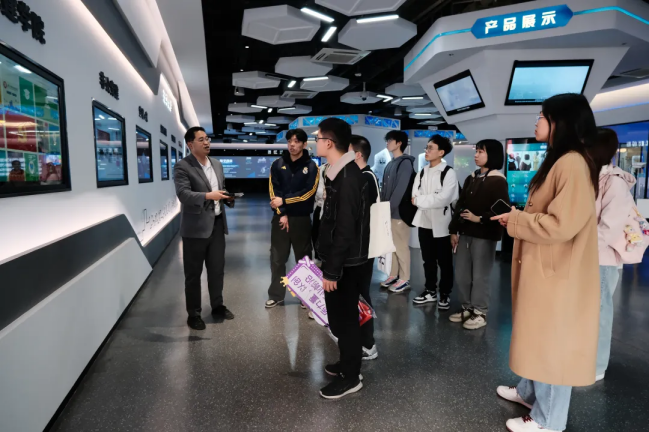 参访厦门信息集团软件园三期展厅